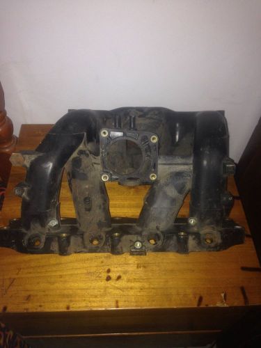 Ford escort intake manifold (4-121, 2.0l) dohc (upper) 9 bolt head mounting oem