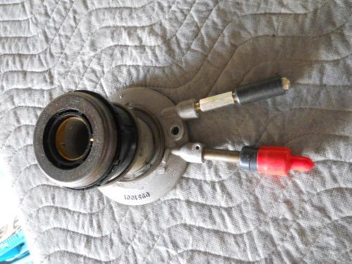 Dodge viper slave cylinder 03 04 2005 2006 2008 2009 2010 t56 tr6060 05037357ab