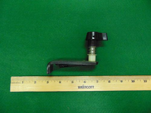 Mercury/mariner 50-60hp (1990s-2000&#039;s era): tilt lock lever assembly