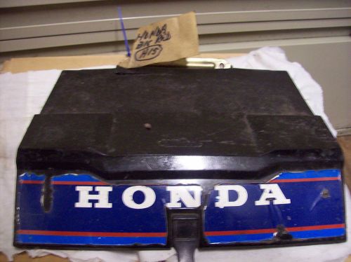 H15....honda atc200, e,es,m  lid tool box   80211-958-681