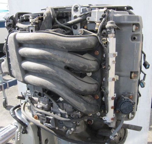 Honda 135hp outboard motor powerhead