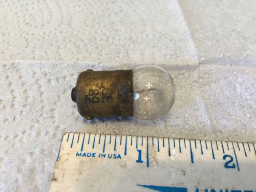 Ford; chrysler; gm; studebaker; old car light bulb,   pn 68.   item:  0010