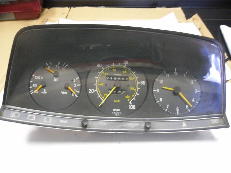 Mercedes benz oem w123 instrument cluster 1983 240d 77-85 300d 280e 240d 230e