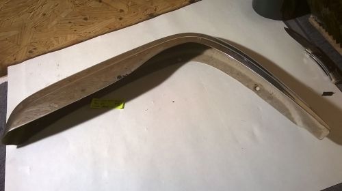 Mercedes w108 upper front right bumper section 280se