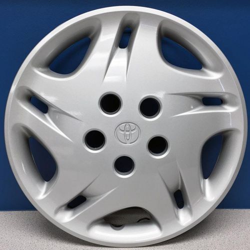 &#039;01 02 03 toyota sienna # 61112 15&#034; hubcap wheel cover hub cap # 42621-ae020 new