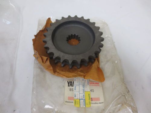 Cs340  yamaha p/n 85t-47548-40-00          24 tooh drive sprocket  1989-2000