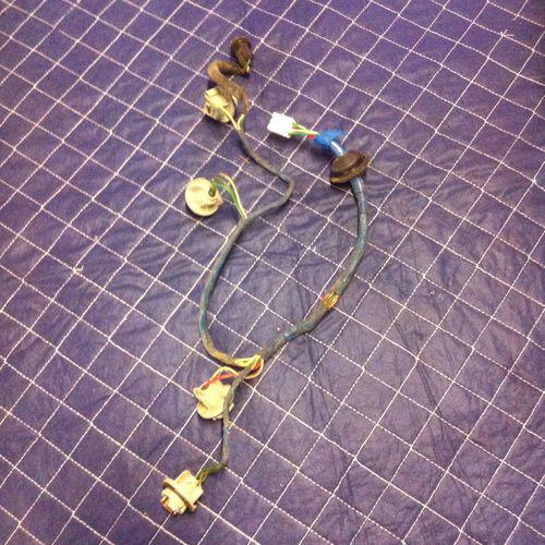 1991-1995 toyota mr2 tail light harness fits right and left side