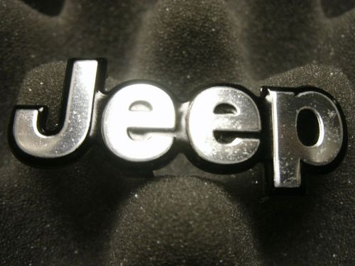 Jeep late model factory driver/steering airbag emblem/logo/badge oem