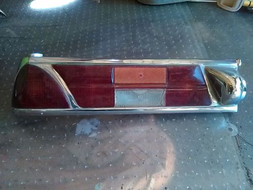 Mercedes benz tail light assembly