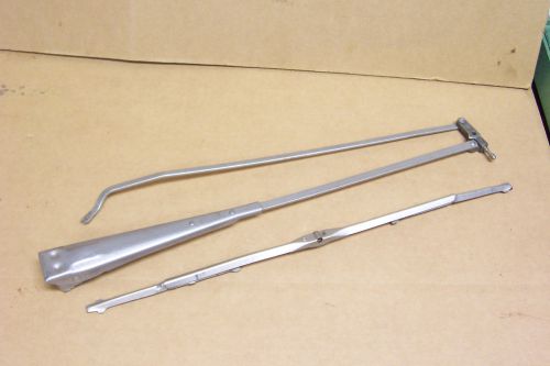 1971 1972 &amp; other lh driver windshield wiper arm w/blade holder