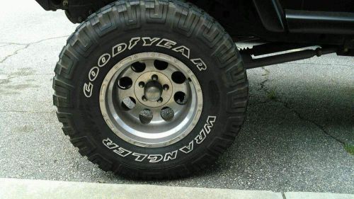 Tires off road 33x12.5x15
