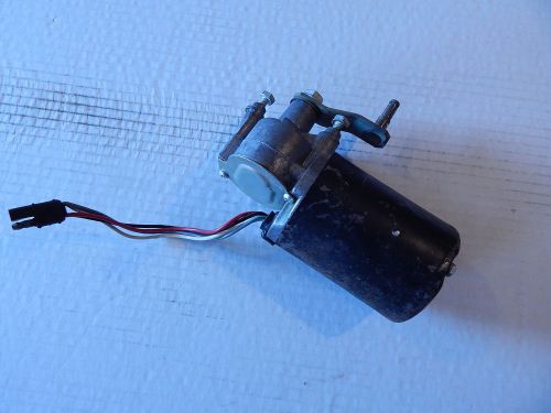 Mustang 67 68 2 spd windshield wiper motor 1967 1968 c7zf 17504 march 1967 date