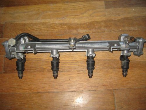 Mercedes benz 230slk - fuel rail w/injectors - 1110781045