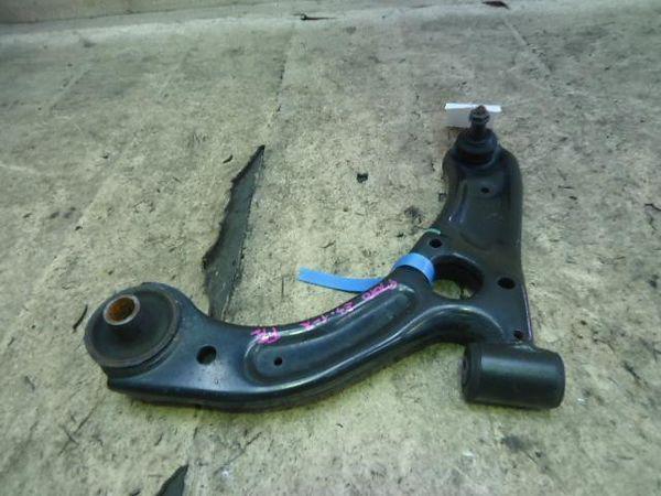 Daihatsu mira-es 2011 front left lower arm [1051740]