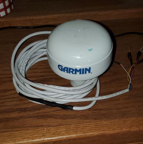 Garmin  gps17-hvs gps  w/~13ft cable, pole mount threads