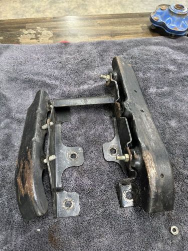 91-92 suzuki quadracer lt250r skid plate rear swingarm skid oem used steel