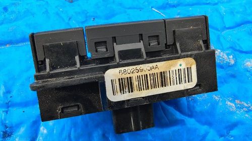 Chrysler 300 oem 68025900aa hazard button switch 05 06 07 08 09 10