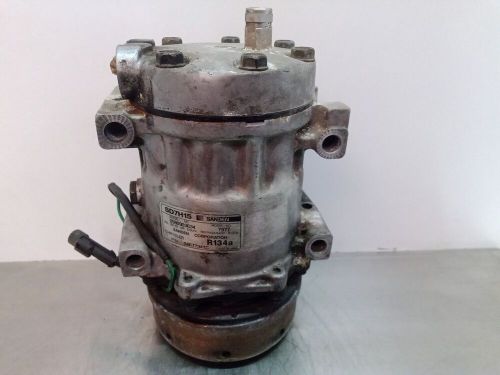 7977 - 04677344c - 0580903634 air con compressor / sd7h15 / sand / 16576 for chry-