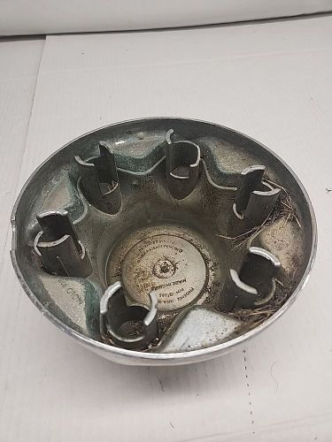 Used (1) chrome trailer wheel hub cap cover 6 lug 6 x 5.5&#034; pattern, camper qt655