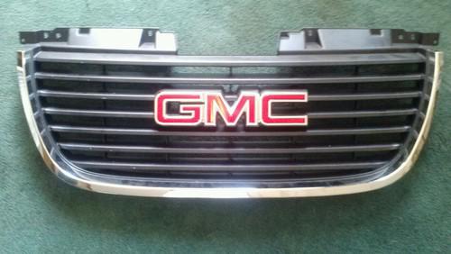 2007 - 2013 gmc yukon grille  new take off oem