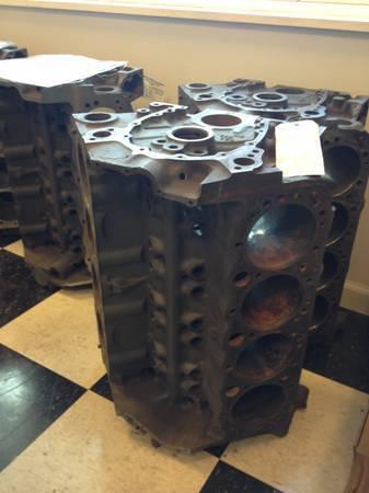 Small block chevy 350 4 bolt main block