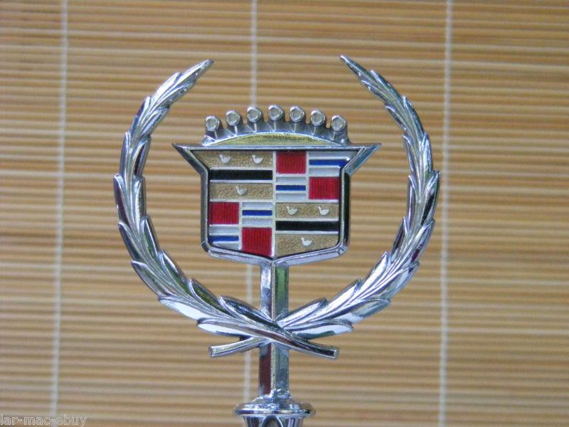  caddy eldorado oem hood ornament emblem fleetwood 76 75 74 73 72 71 77 78 