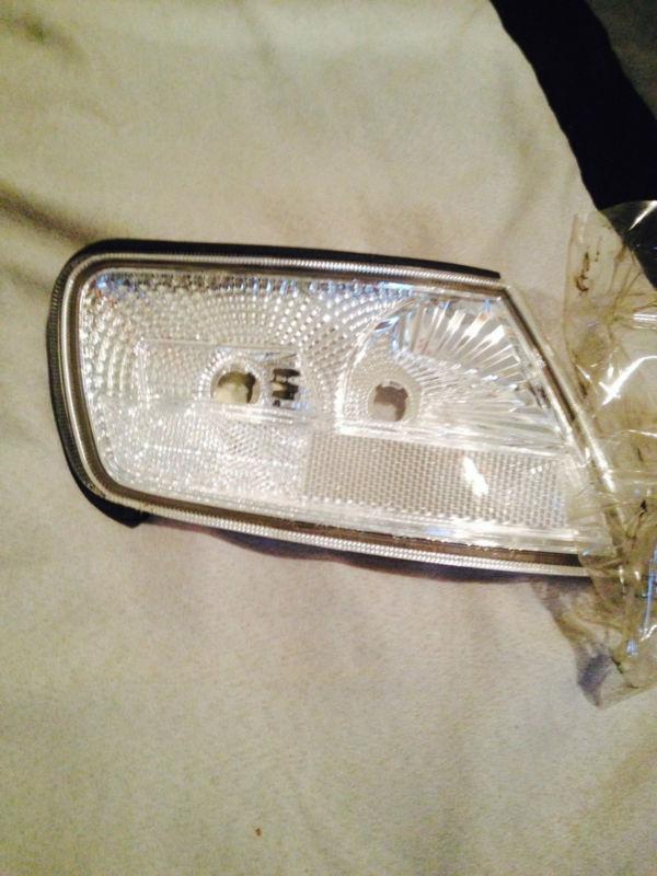 Honda accord 94-97 rh clear turn signal brand new