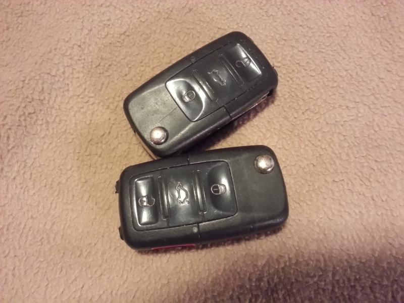 Vw passat jetta beetle 2 key fob transmitters hl0 1j0 959 753 am  315mhz