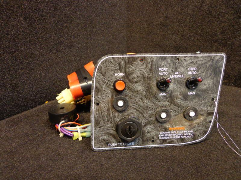 Carling control panel ignition/ horn/ livewell/ breaker resets - includes key #1