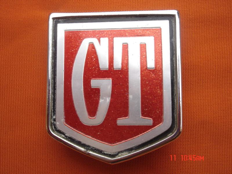 Emblem gt excellent condition with all the studs