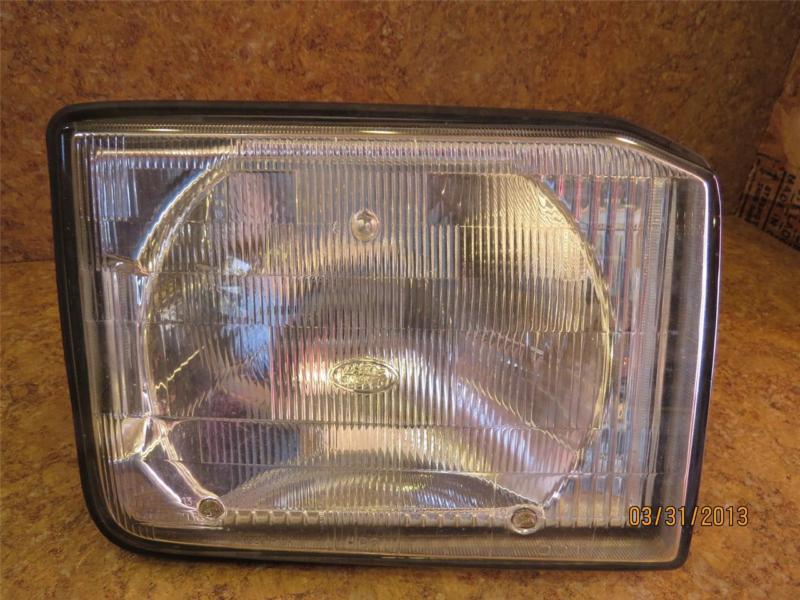 Land rover discovery 1 front right headlight passengers side 94 95 96 97 98 99