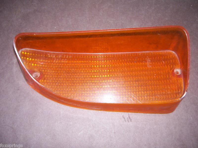 1972 plymouth right parking light lens -  72p - 3587302-rh   -   pl61