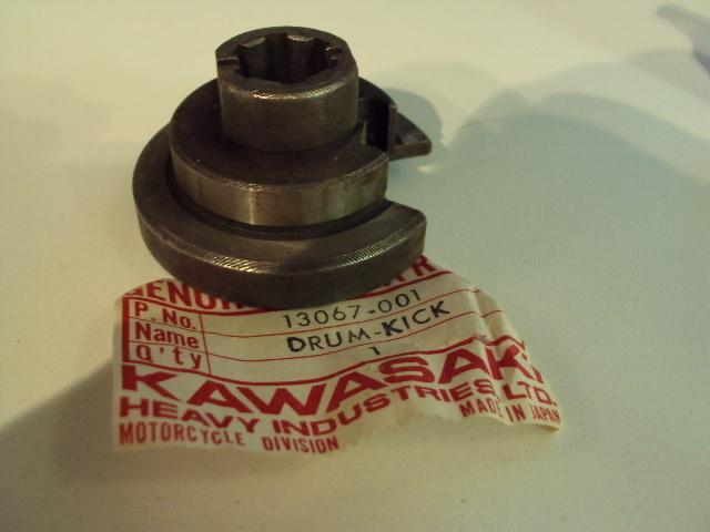 Kickstarter drum    mt1 mt-1 kv75 kv-75   13067-001  kawasaki nos