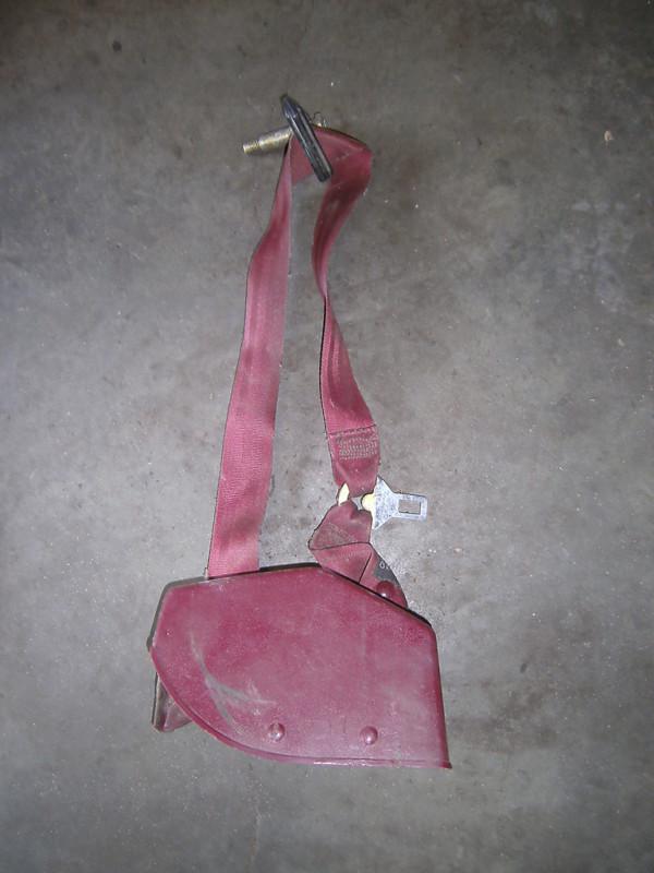 Maroon rh  front seat belt - 88-94 chevy/gmc regular cab truck