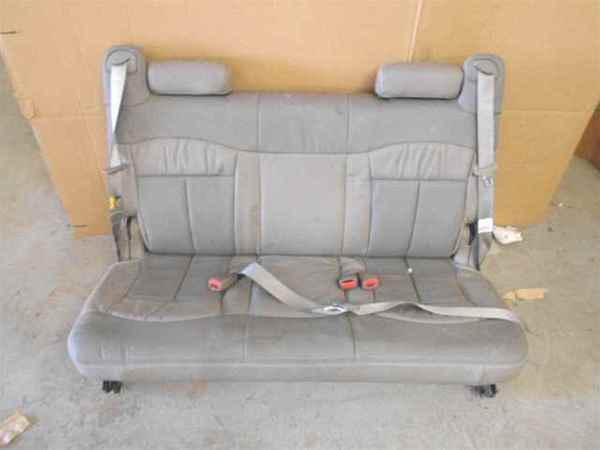 Yukon xl suburban third 3rd row leather seat nice oem