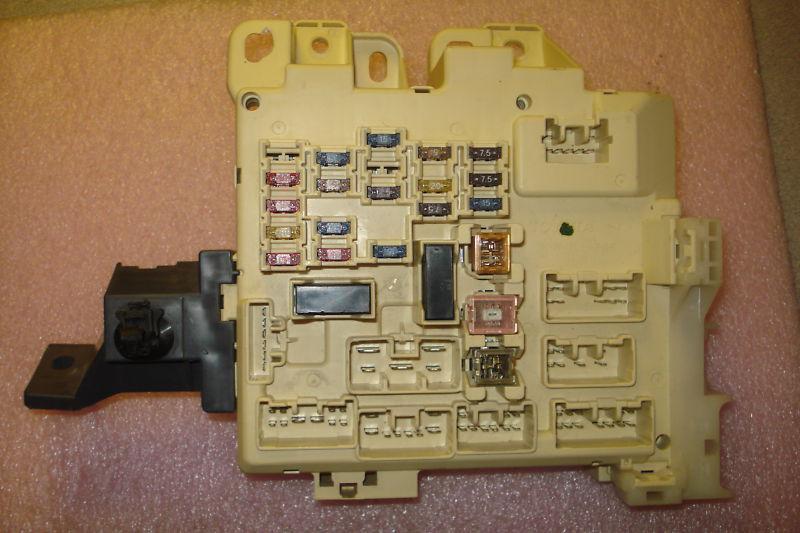 98 99 toyota sienna interior fuse box oem