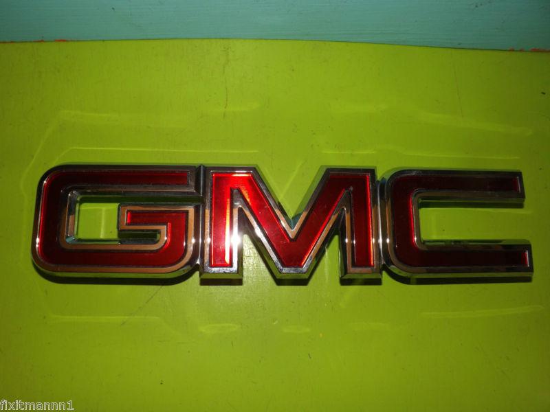 07 08 09 10 11 13 gmc yukon 11 12 13 acadia oem grille emblem cc277 22761717