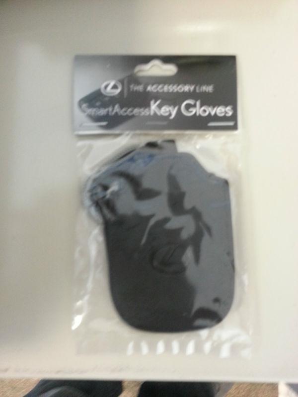 New lexus oem 2013 es350 smartaccess key glove set of 2