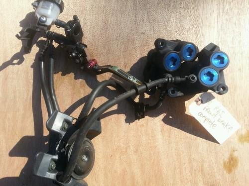 03 04 05 yamaha r6  06 07 08 09 r6s front brake calipers  & lines oem 