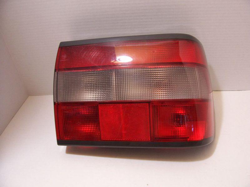   volvo 850  right  tail light  fits 1995 1996  1997 factory oem nice!