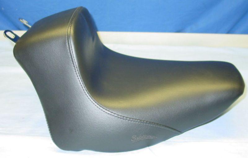 Saddlemen renegade heels down solo seat