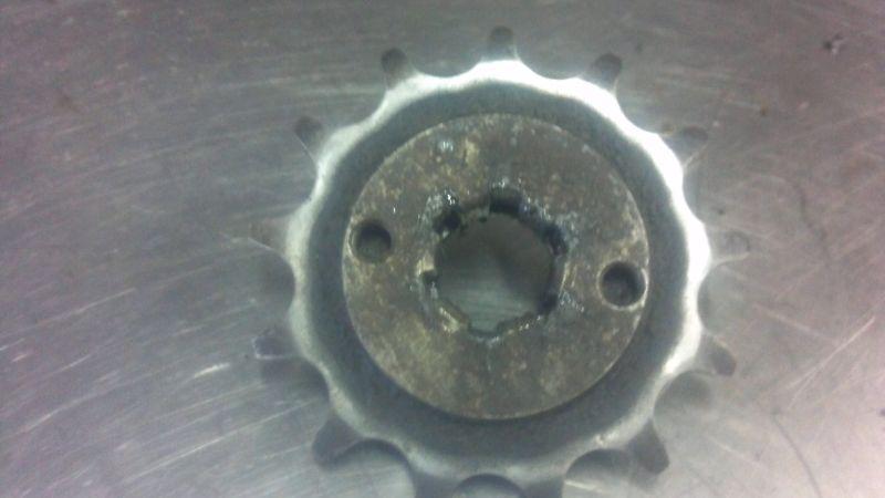 Yamaha blaster  sprocket, retainer .  fast ship!!!