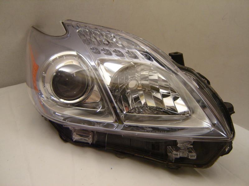 Toyota prius right halogen headlight 10 11 oem with led