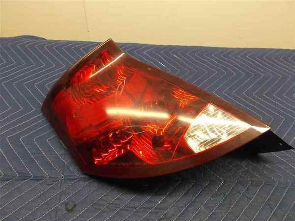 2005-2007 saturn ion tail lamp lh oem lkq