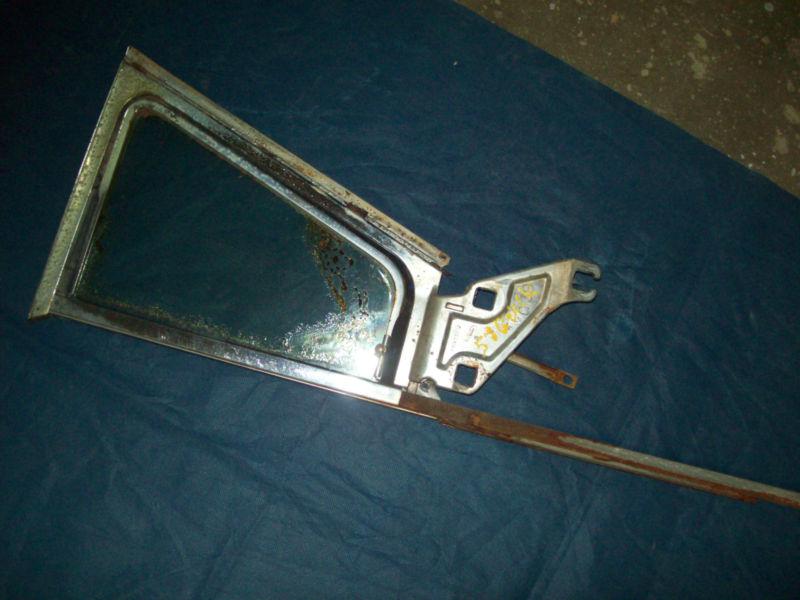 1957 buick roadmaster 4 door l front door vent window frame