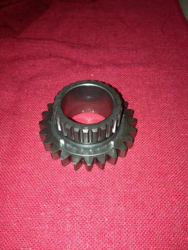 Honda 250r trx250r trx 250r  atc250r  clutch basket hub / basket back gear