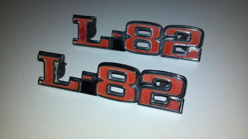 1975-1979 corvette hood emblems l-82 (pair)