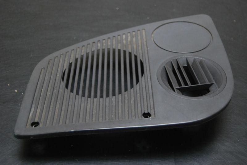 Classic saab 900 speaker grille driver side (2 speaker posts broken)