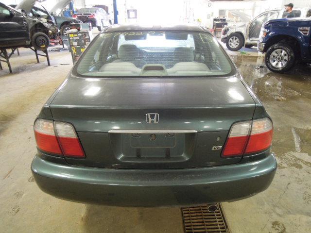 1997 honda accord inner trunk tail light lamp right