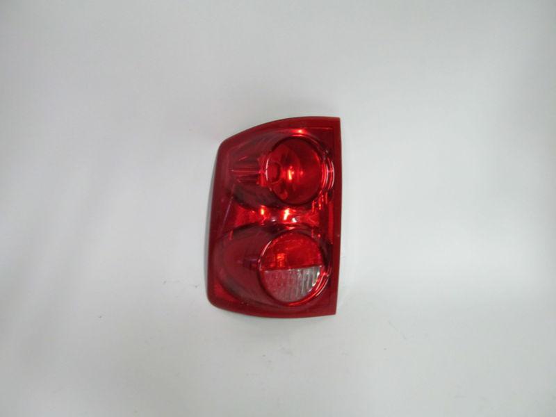 05 06 07 08 09 2010 2011 dodge dakota oem left tail light nice!